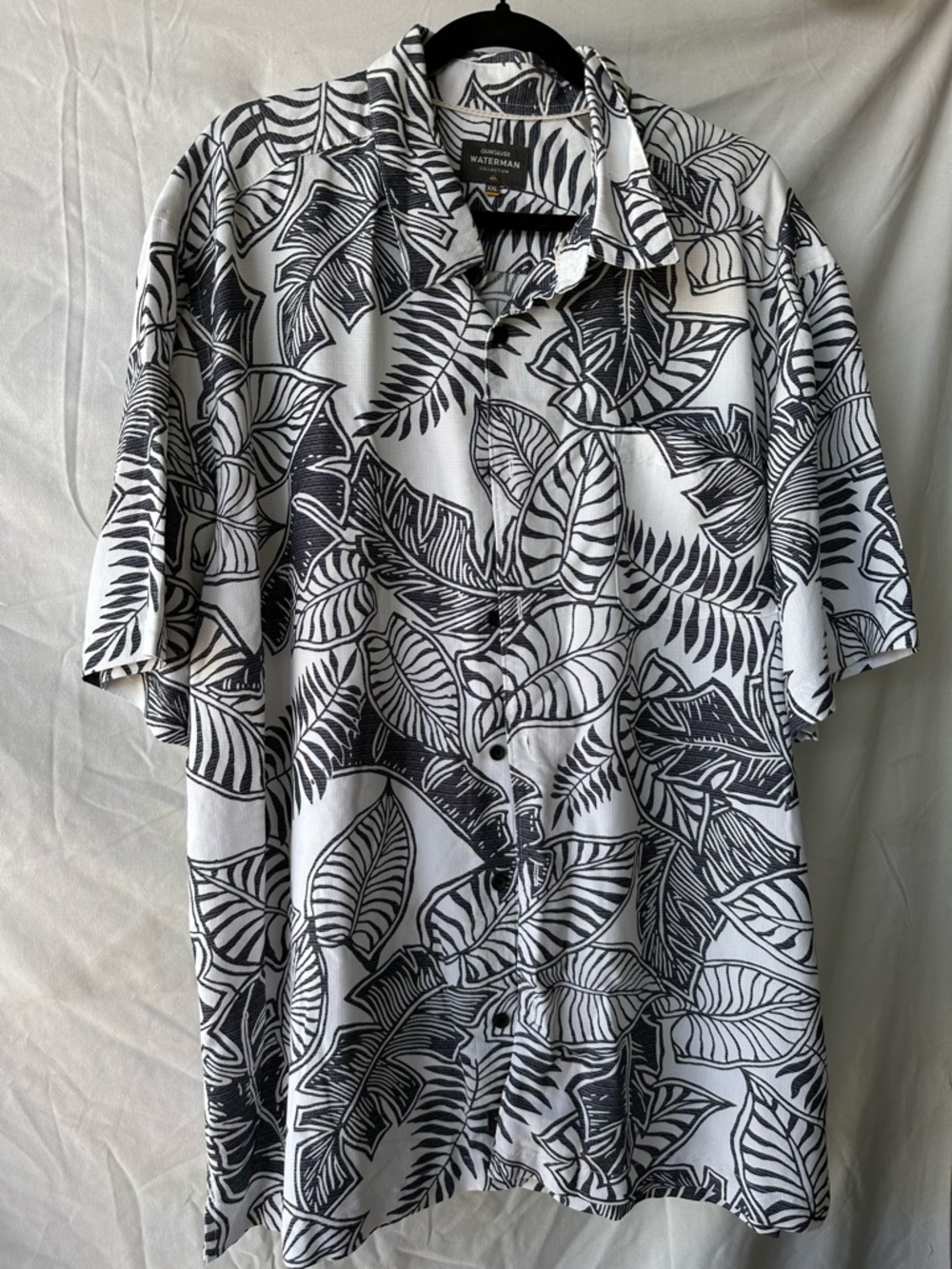 Quiksilver Black and White Tropical Leaf Button-Down Shirt